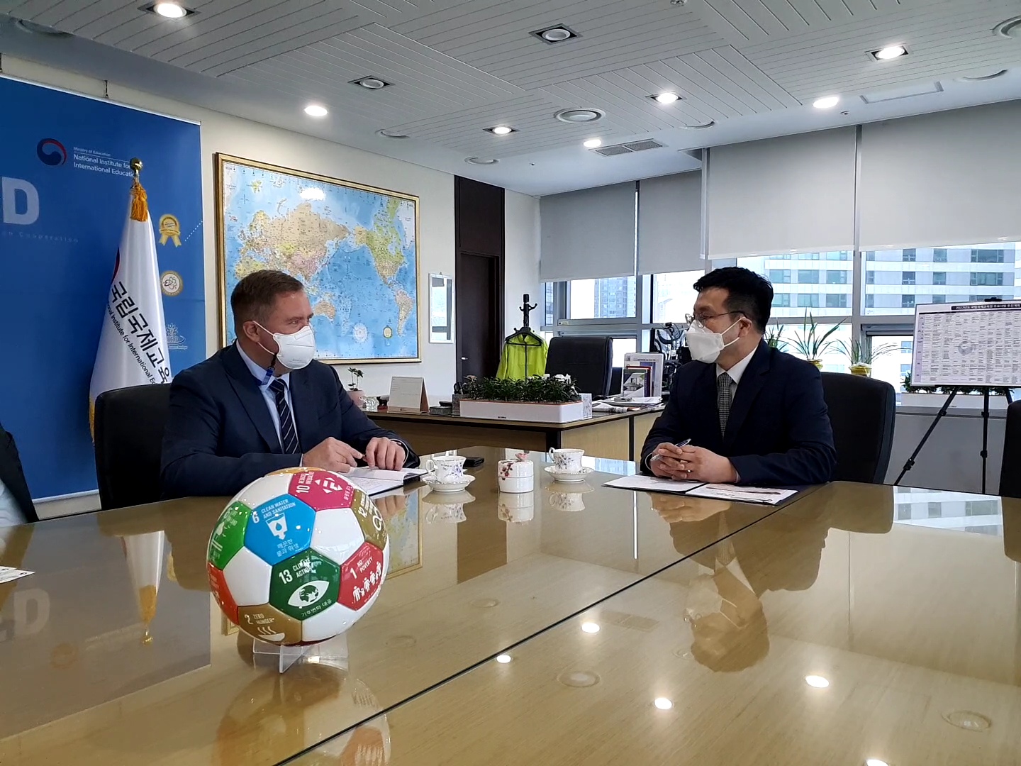 주한에스토니아대사관 방문 협의