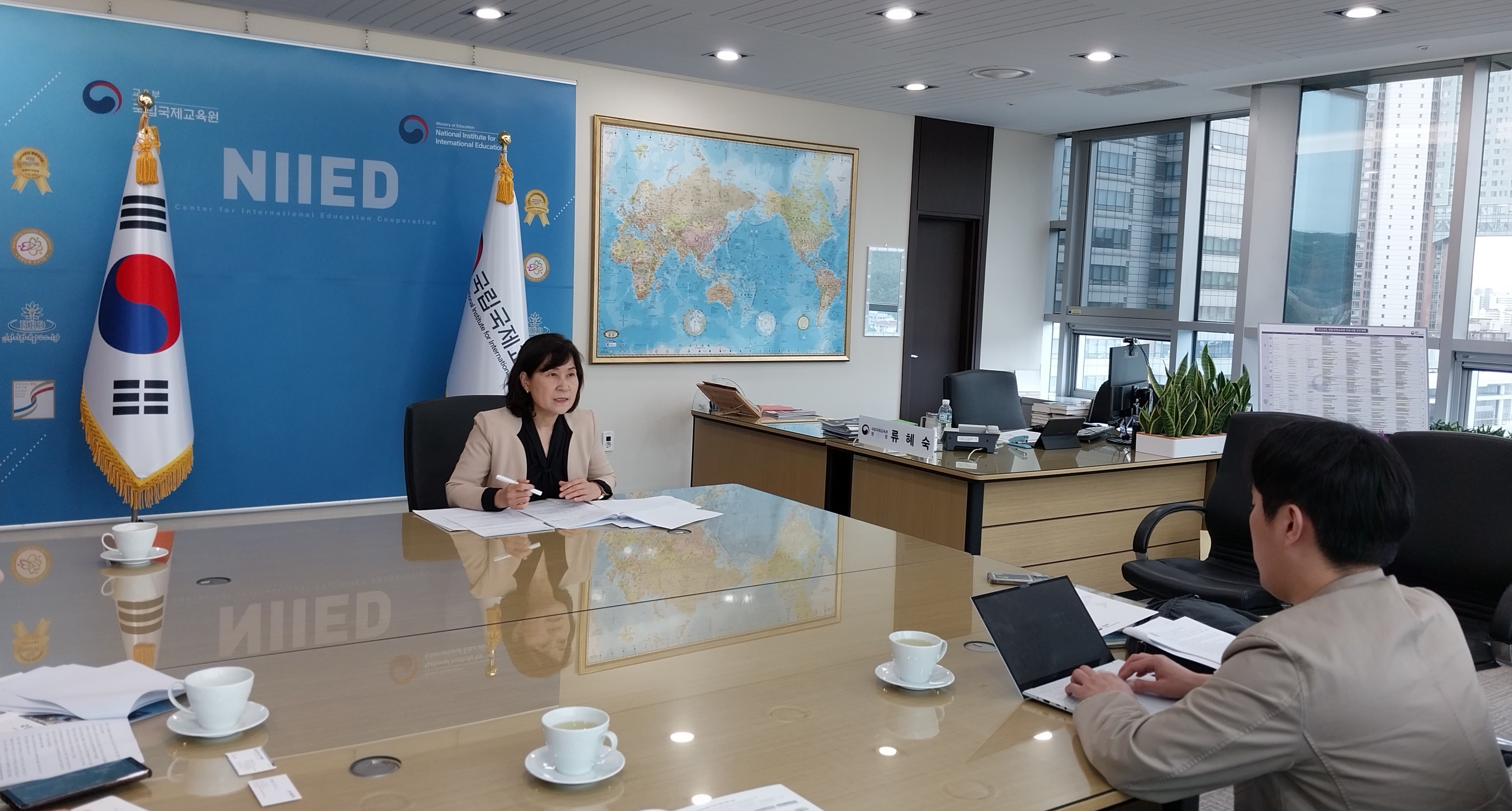 서울경제 인터뷰