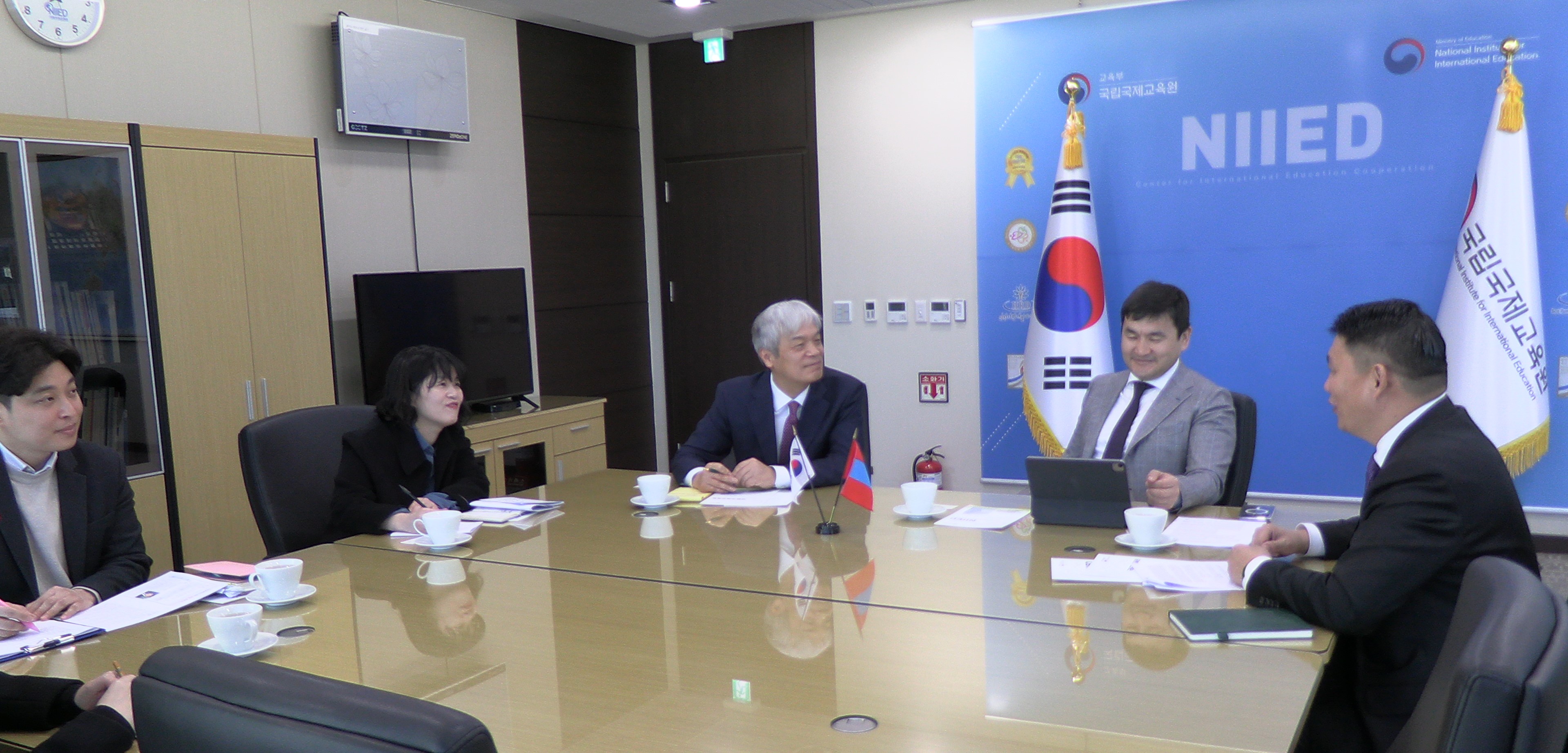 주한 몽골대사 업무협의