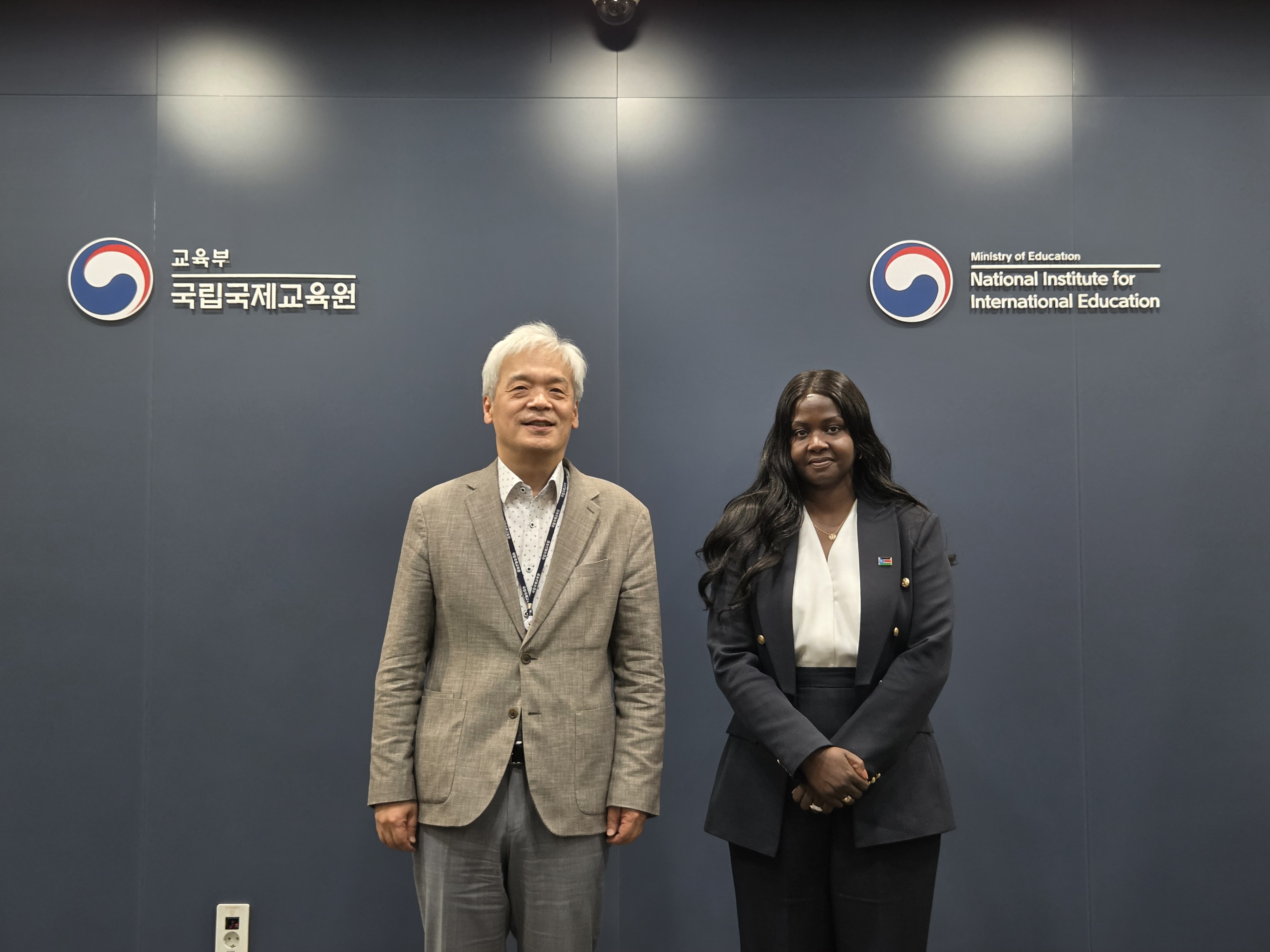 원장님 투샷1